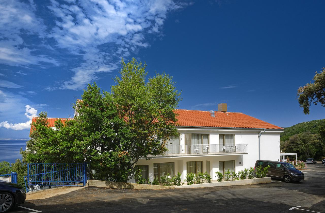 Zlatni Zalaz,apartments,supetarska Draga Appartement Supetarska Draga